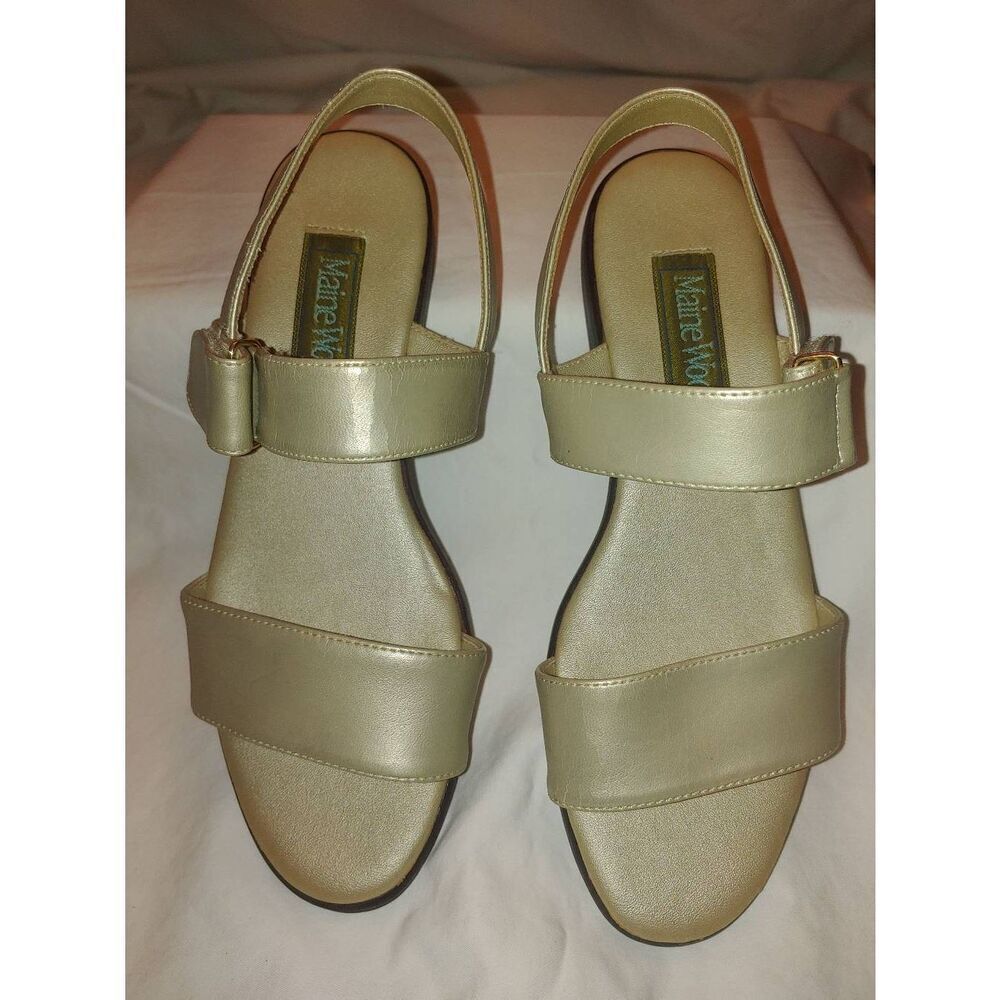 Maine Woods Women's Size 6.5M Beige Pearl Strap Sandal